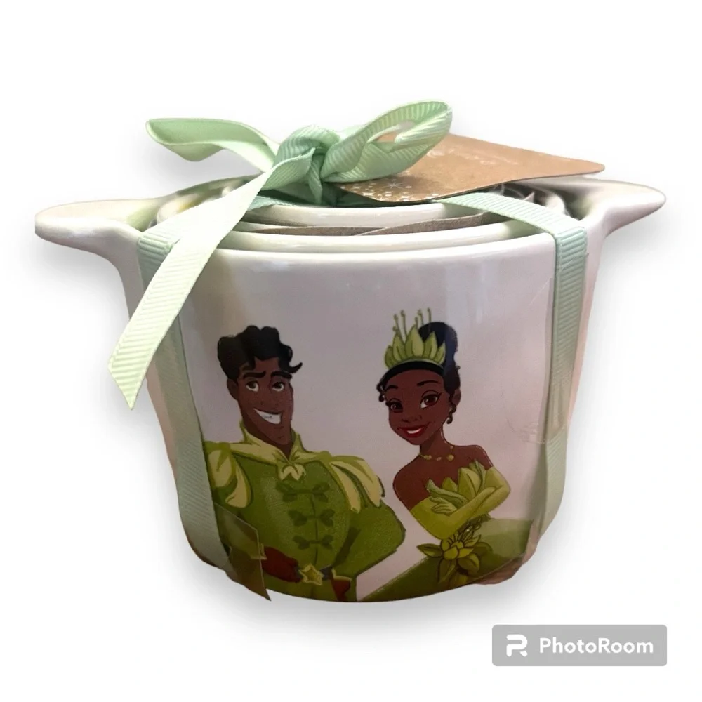 Rae Dunn Disney Princess and The Frog  Tiana measuring cups